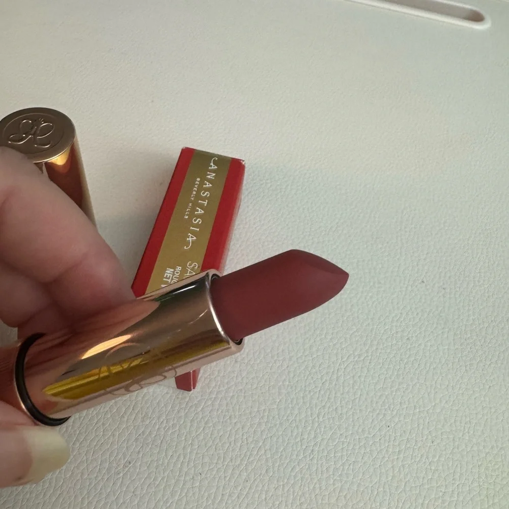 NEW Anastasia Beverly Hills satin lipstick